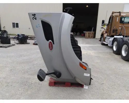 PETERBILT 579 2012-2022 HOOD