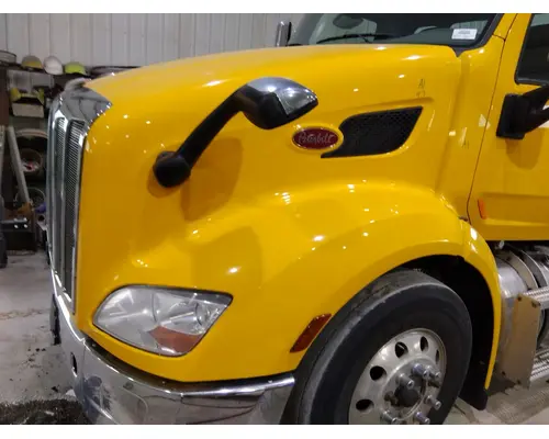 PETERBILT 579 2012-2022 HOOD