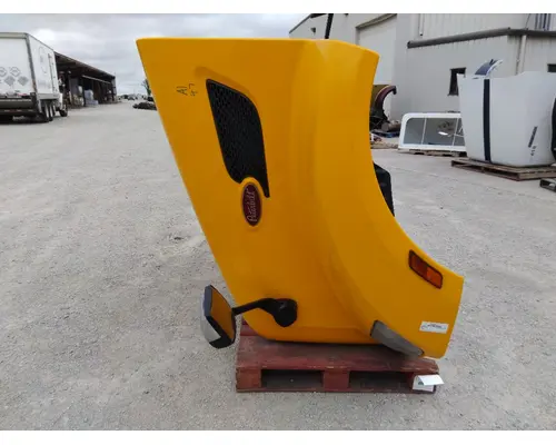 PETERBILT 579 2012-2022 HOOD