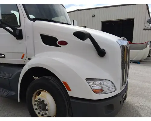 PETERBILT 579 2012-2022 HOOD