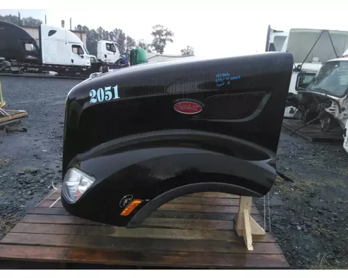 PETERBILT 579 2012-2022 HOOD