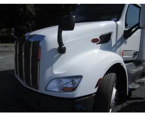 PETERBILT 579 2012-2022 HOOD