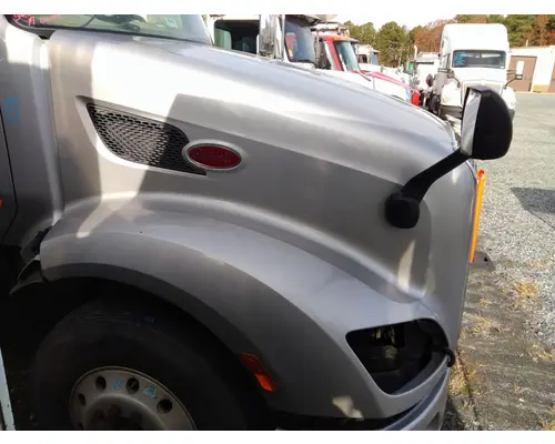 PETERBILT 579 2012-2022 HOOD