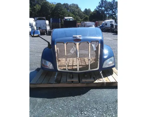 PETERBILT 579 2012-2022 HOOD
