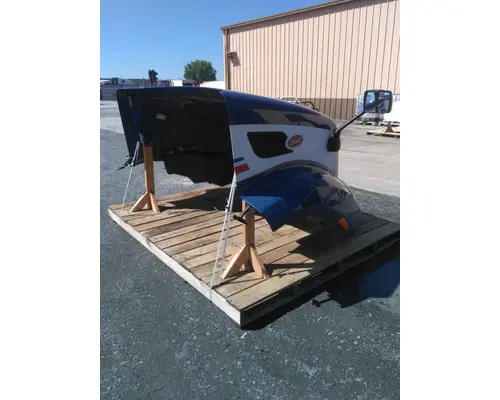 PETERBILT 579 2012-2022 HOOD
