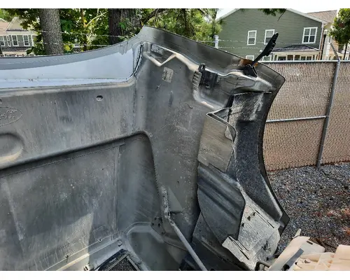 PETERBILT 579 2012-2022 HOOD