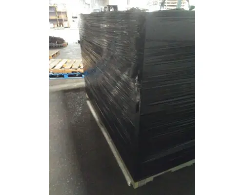 PETERBILT 579 2012-2022 HOOD