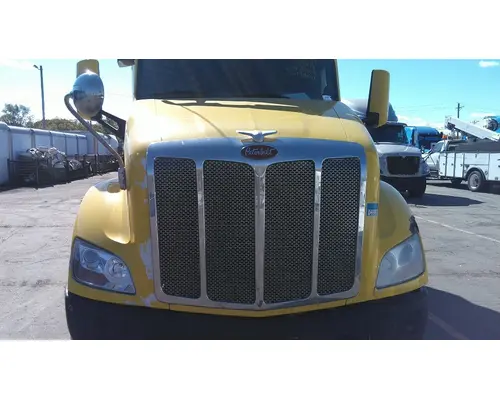 PETERBILT 579 2012-2022 HOOD