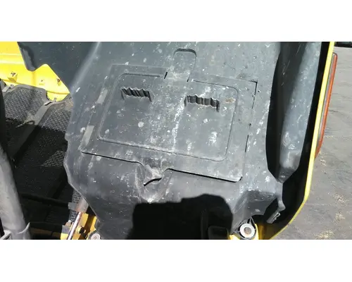 PETERBILT 579 2012-2022 HOOD