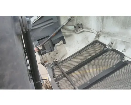 PETERBILT 579 2012-2022 HOOD