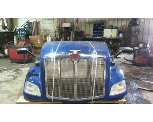 PETERBILT 579 2012-2022 HOOD