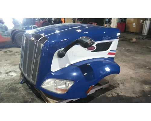 PETERBILT 579 2012-2022 HOOD