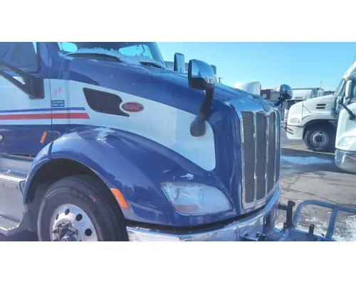 PETERBILT 579 2012-2022 HOOD