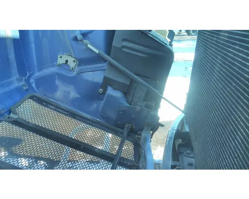 PETERBILT 579 2012-2022 HOOD