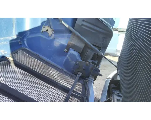 PETERBILT 579 2012-2022 HOOD