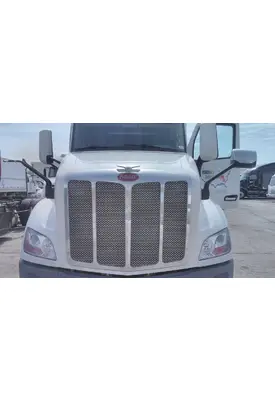 PETERBILT 579 2012-2022 HOOD