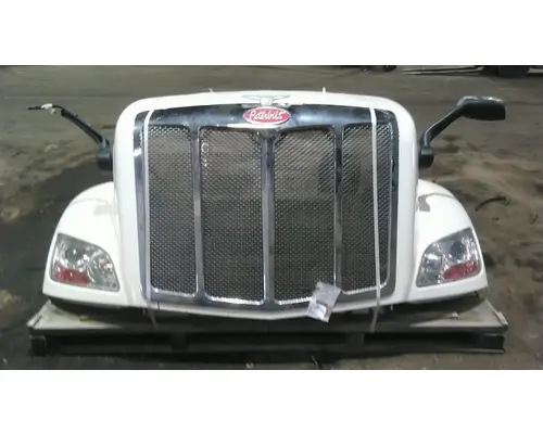 PETERBILT 579 2012-2022 HOOD