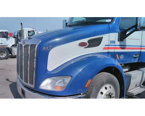 PETERBILT 579 2012-2022 HOOD