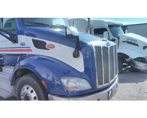 PETERBILT 579 2012-2022 HOOD