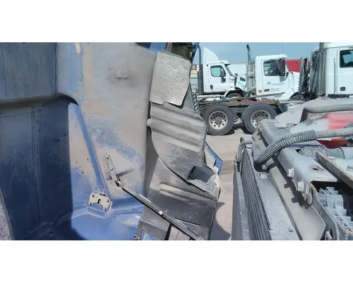 PETERBILT 579 2012-2022 HOOD
