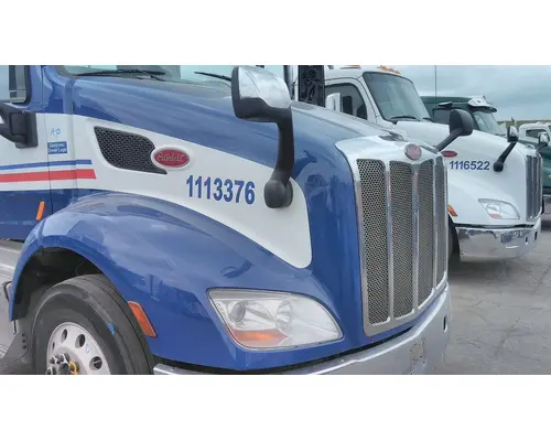 PETERBILT 579 2012-2022 HOOD