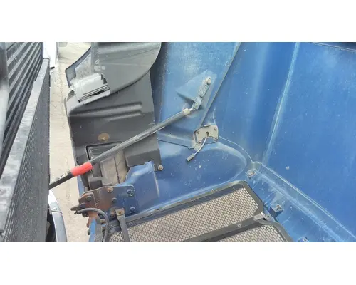 PETERBILT 579 2012-2022 HOOD