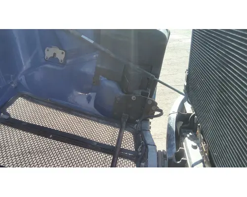 PETERBILT 579 2012-2022 HOOD