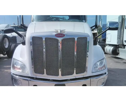 PETERBILT 579 2012-2022 HOOD