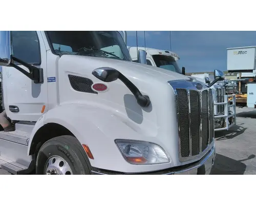 PETERBILT 579 2012-2022 HOOD