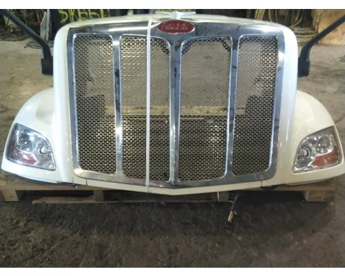 PETERBILT 579 2012-2022 HOOD