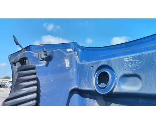 PETERBILT 579 2012-2022 HOOD