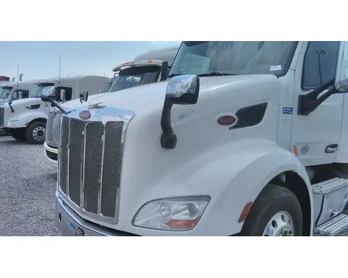 PETERBILT 579 2012-2022 HOOD