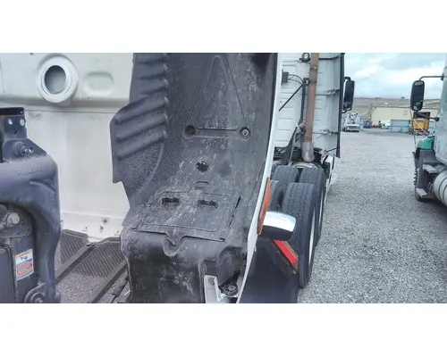 PETERBILT 579 2012-2022 HOOD