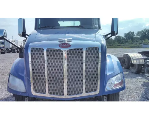 PETERBILT 579 2012-2022 HOOD