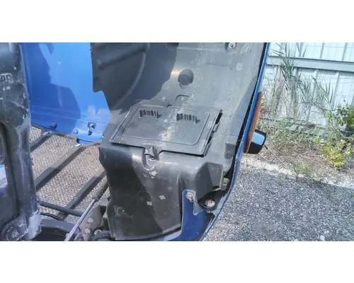 PETERBILT 579 2012-2022 HOOD