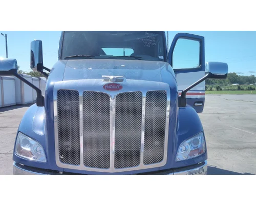 PETERBILT 579 2012-2022 HOOD