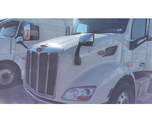PETERBILT 579 2012-2022 HOOD