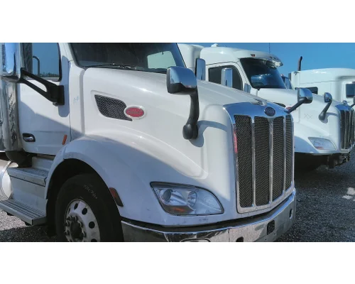 PETERBILT 579 2012-2022 HOOD
