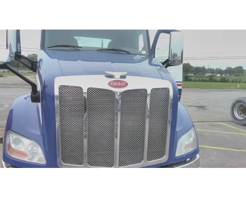 PETERBILT 579 2012-2022 HOOD