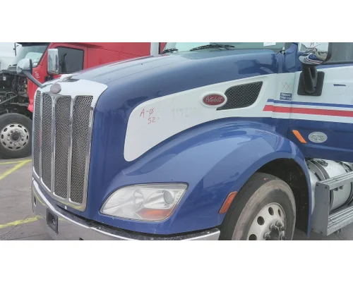 PETERBILT 579 2012-2022 HOOD