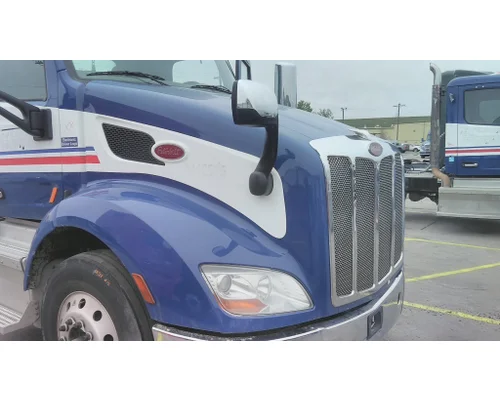 PETERBILT 579 2012-2022 HOOD