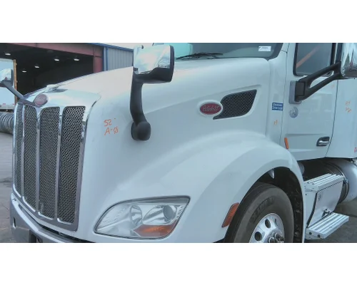 PETERBILT 579 2012-2022 HOOD
