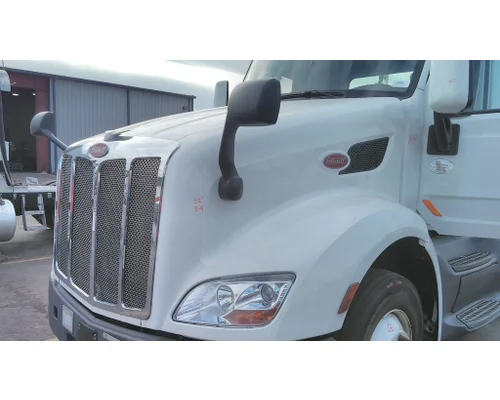 PETERBILT 579 2012-2022 HOOD