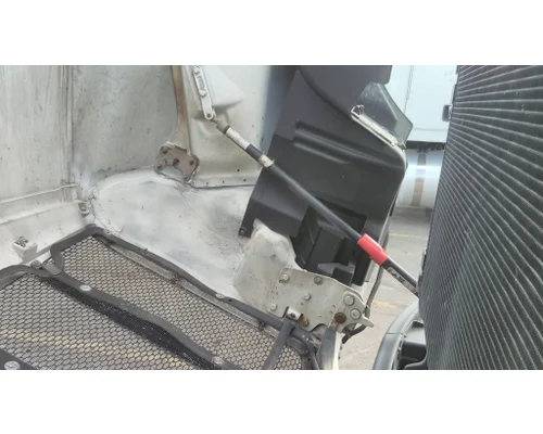 PETERBILT 579 2012-2022 HOOD
