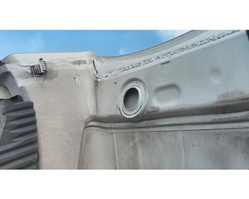 PETERBILT 579 2012-2022 HOOD