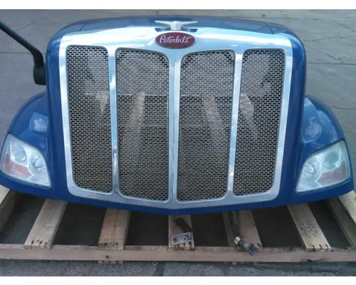 PETERBILT 579 2012-2022 HOOD