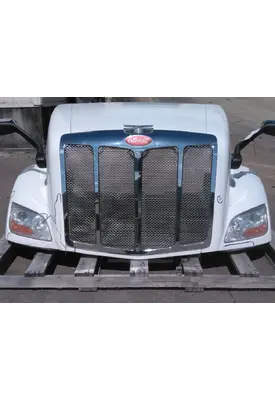 PETERBILT 579 2012-2022 HOOD