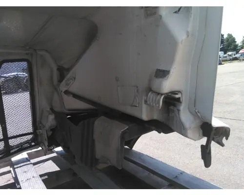 PETERBILT 579 2012-2022 HOOD