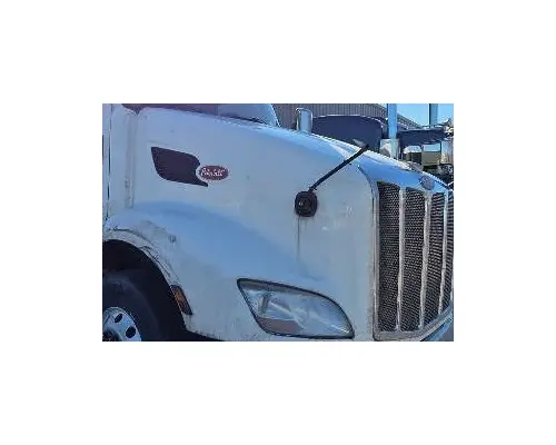 PETERBILT 579 2012-2022 HOOD
