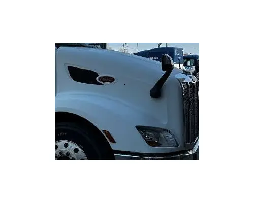PETERBILT 579 2012-2022 HOOD